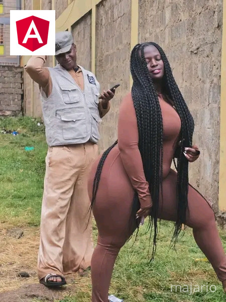 Thick and soft lady she always keep shining all the day and body look so smoothly when you get this type of body size you really bless 😘❤️