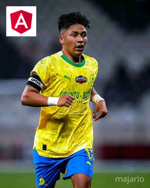 Marcello Allende  aliitwa kwa majaribi katika mashindano ya Durban International Cup.o na Arsenal  mwaka 2016, ambapo alicheza na kikosi cha Under-19 cha Arsenal 