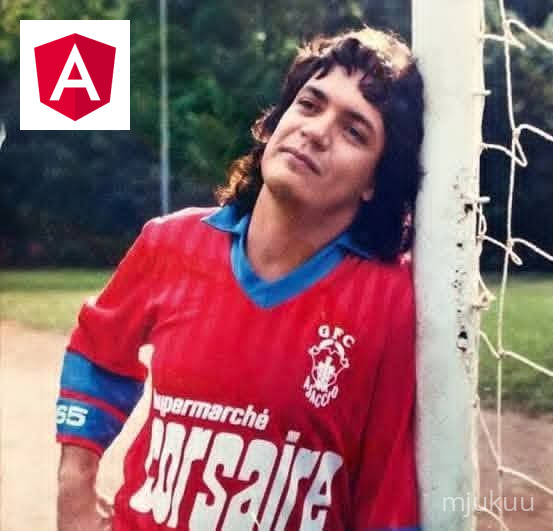 Brazil.. Alitamani awe mcheza mpira lakini chaajabu kugusa mpira jamaa hawezi kabisa. Carlos