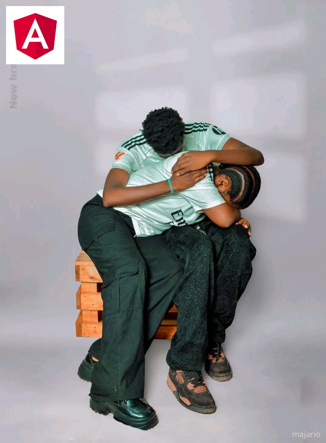 WAMEIRUHUSU IPITE (Baada ya Kugundua hawana undugu) 1 - - - - - 5